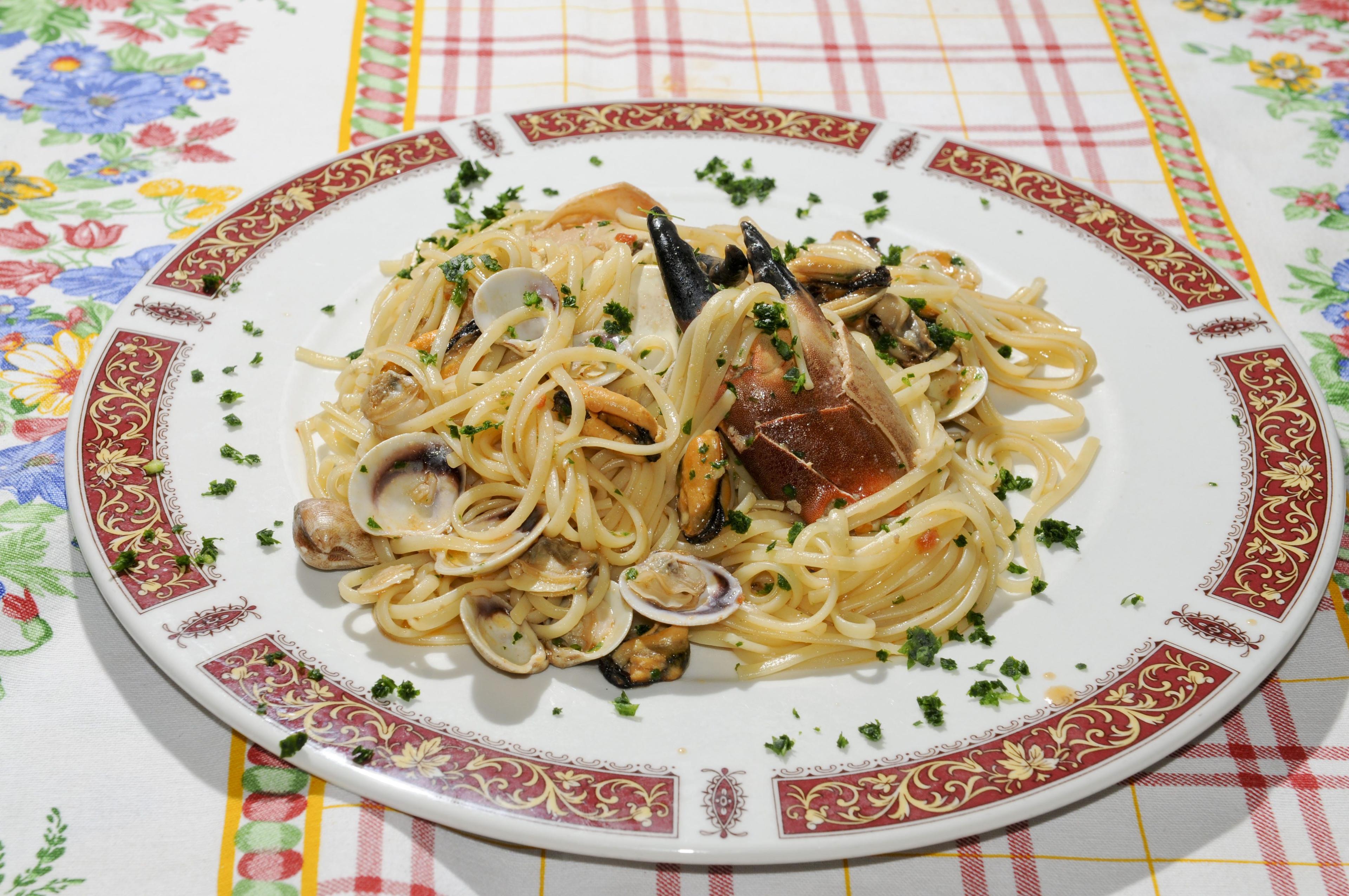 Ristorante di pesce per famiglie a Caorle · foto 5