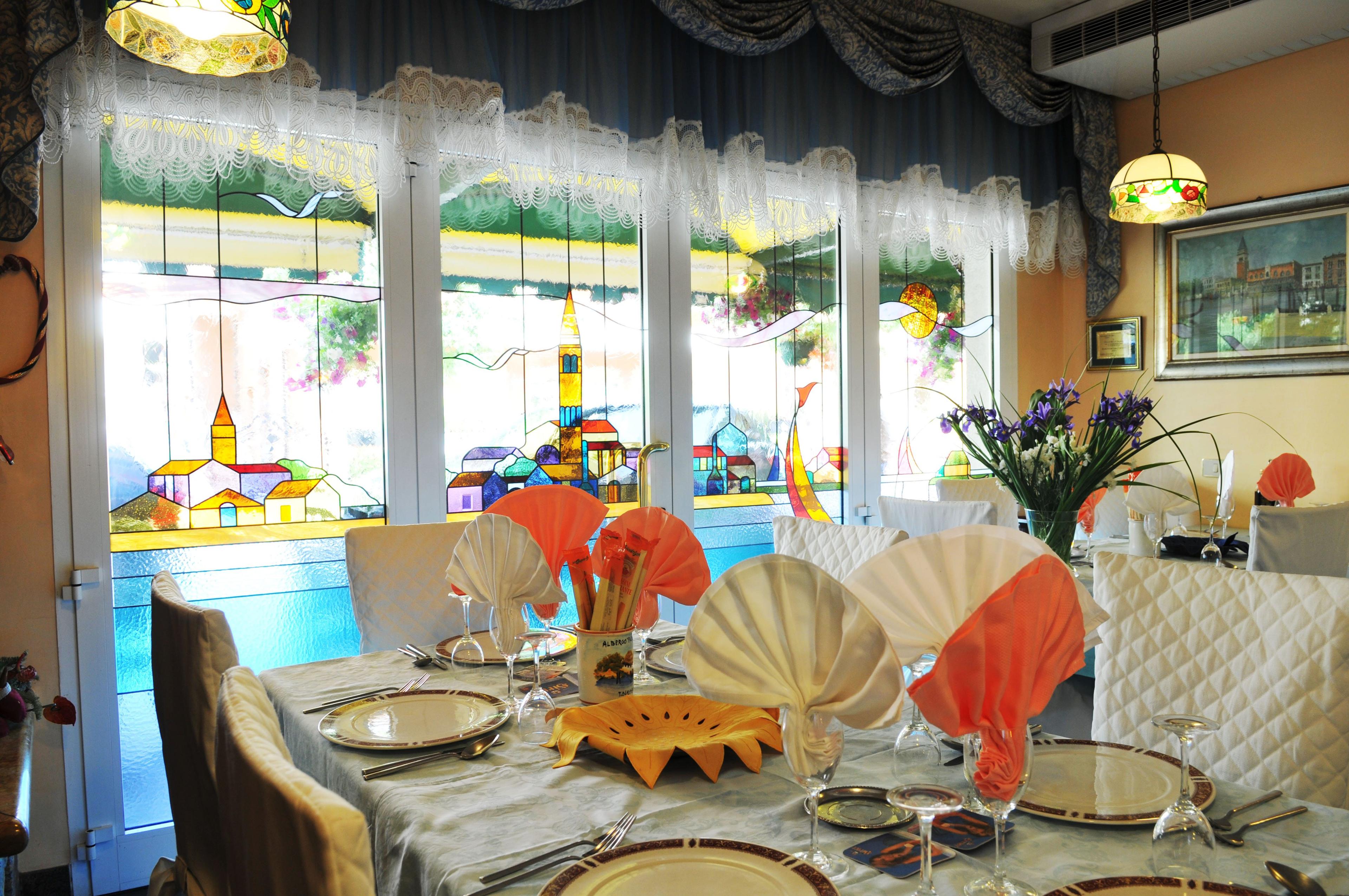 Ristorante di pesce per famiglie a Caorle · foto 25
