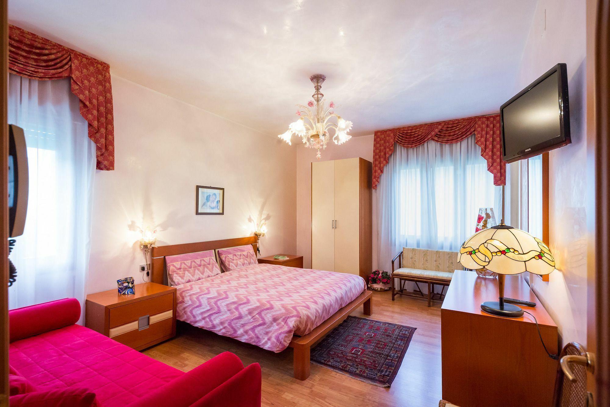 Rooms in Caorle near the beach · photo 6